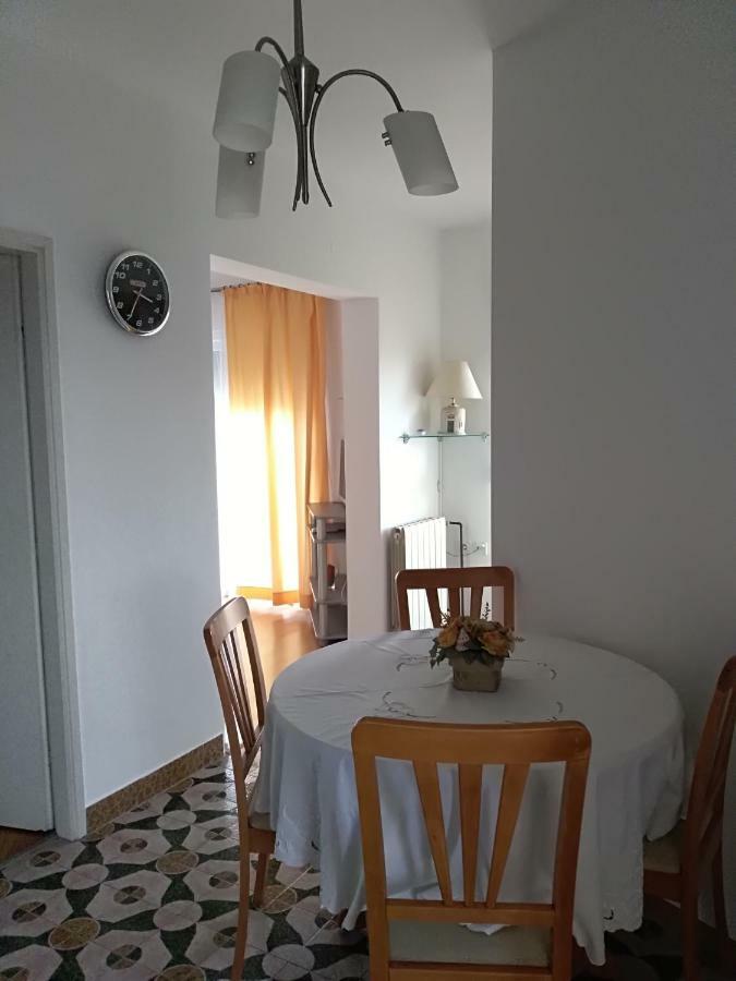 Apartments Pericic Подстрана Екстериор снимка