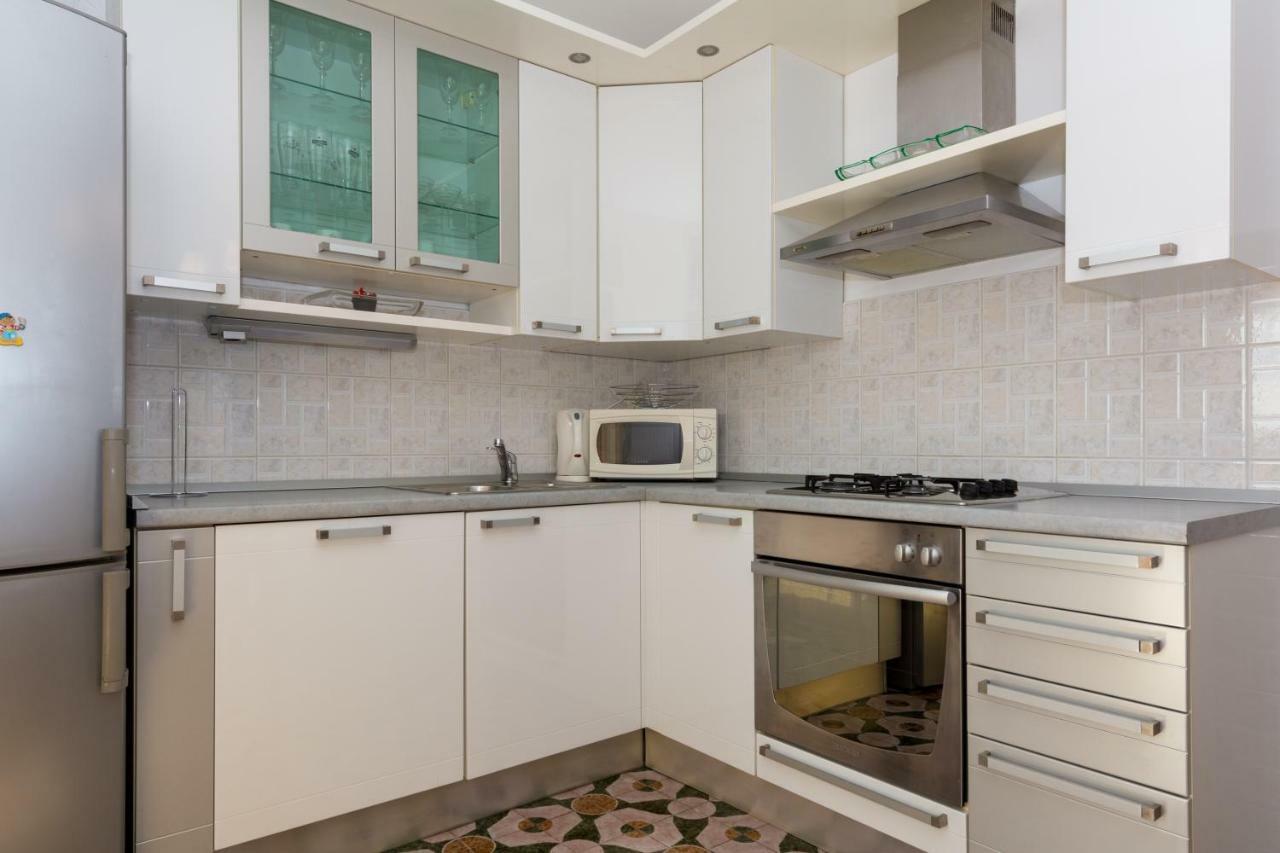 Apartments Pericic Подстрана Екстериор снимка