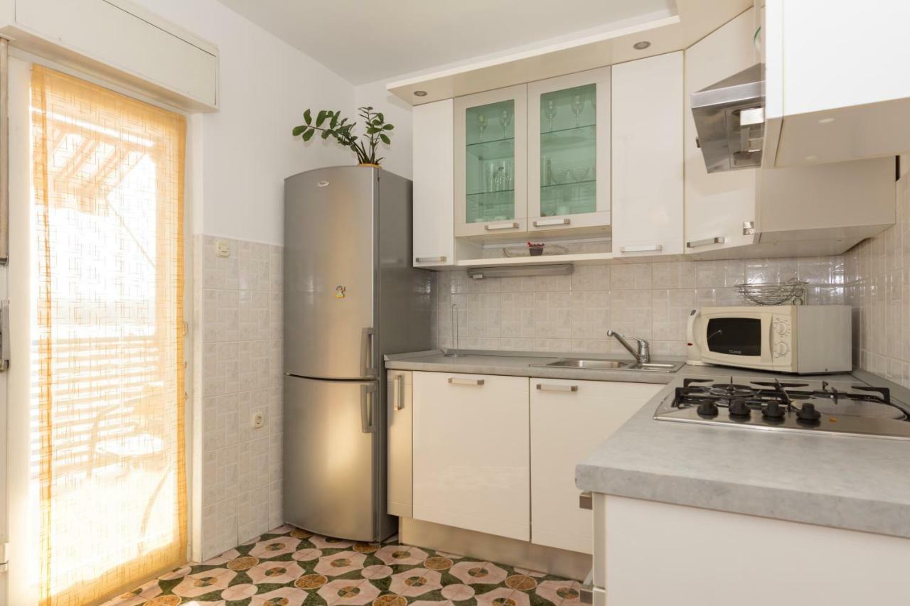Apartments Pericic Подстрана Екстериор снимка