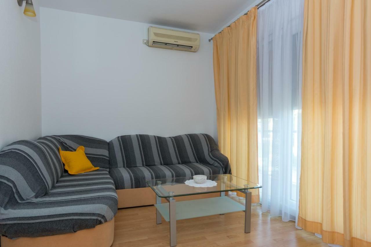 Apartments Pericic Подстрана Екстериор снимка