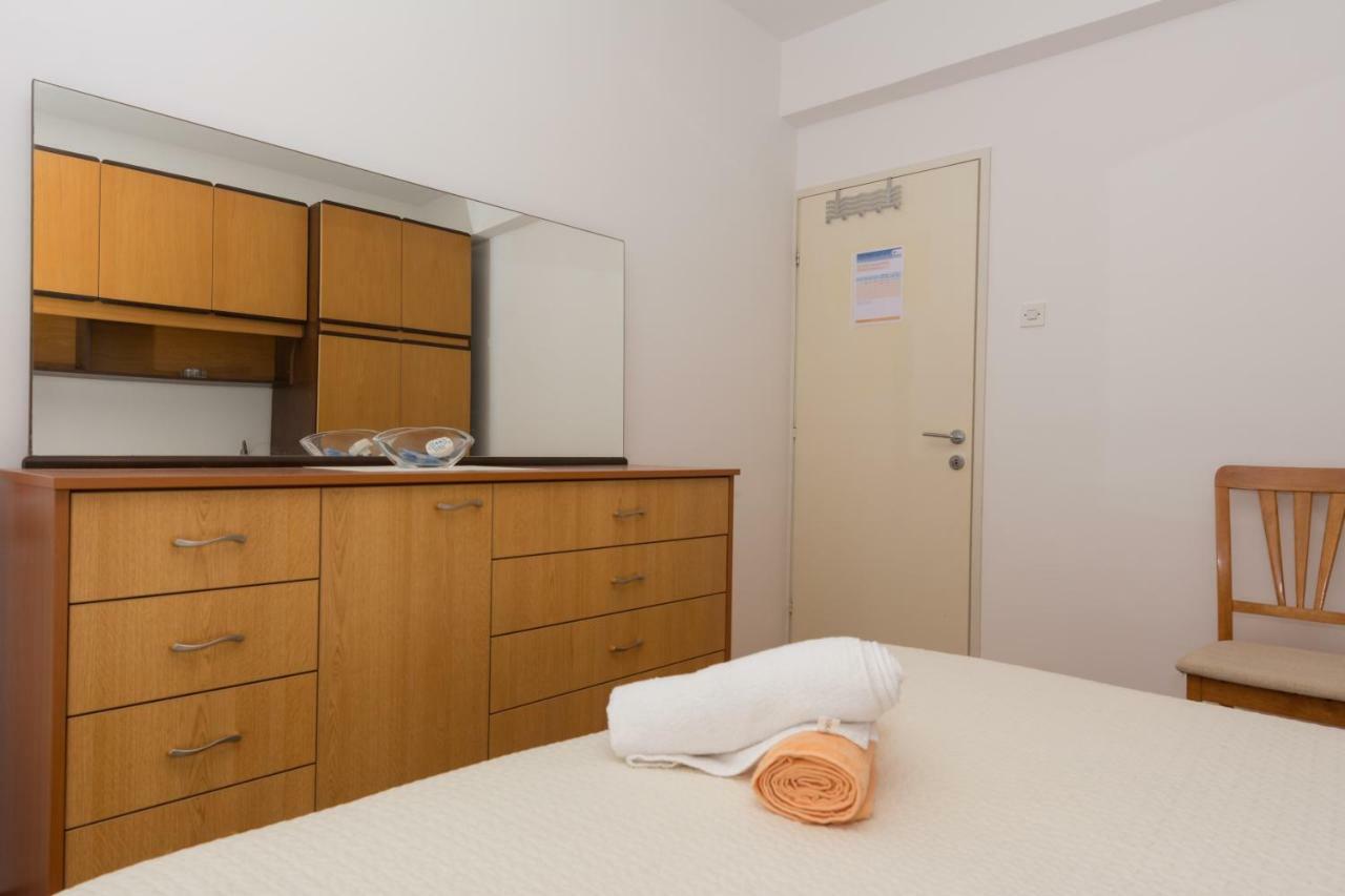 Apartments Pericic Подстрана Екстериор снимка
